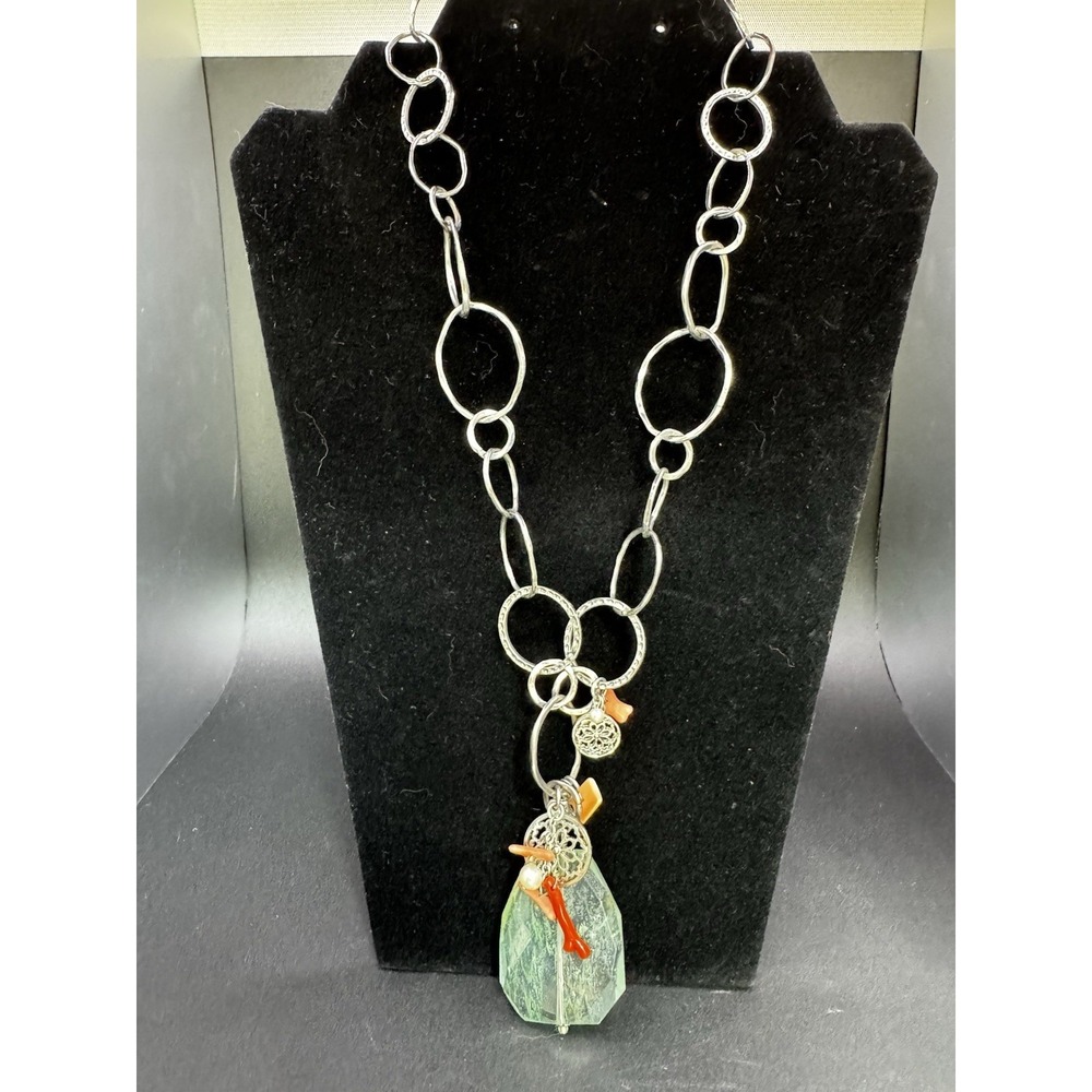 Graziano Silver Tone Hammered Link Statement Necklace Green Stone Coral Pearl
